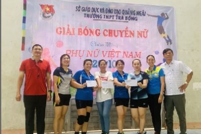 Tổ chức giải bóng chuyền Nữ cho CĐGV và học sinh