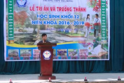 Xúc động lễ tri ân và trưởng thành của học sinh lớp 12 ( niên khóa 2016-2019)