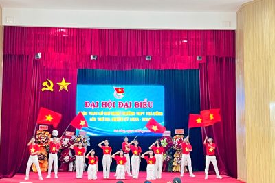 Đại hội đại biểu Đoàn TNCS Hồ Chí Minh trường THPT Trà Bồng nhiệm kỳ 2025-2026